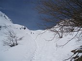 10 Verso il Passo Branchino sempre su neve fresca e pesante